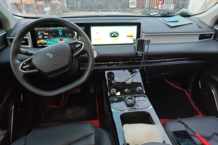 哪吒汽车 哪吒U 2022款 Pro 400 畅行版中控内饰12