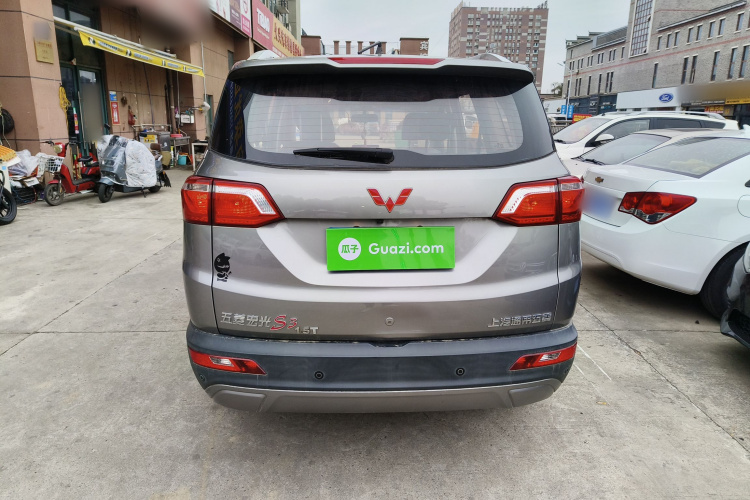 五菱汽车 五菱宏光S3 2018款 1.5L 手动豪华型 国V车身外观6