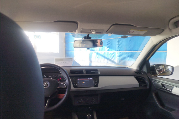 斯柯达 晶锐 2015款 1.6L 自动运动版局部细节22