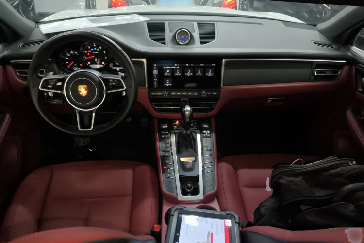 保时捷 2018款 Macan 2.0T中控内饰12