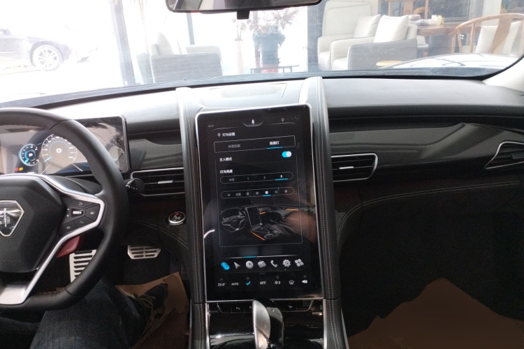 前途K50 2018款 标准型中控内饰7002