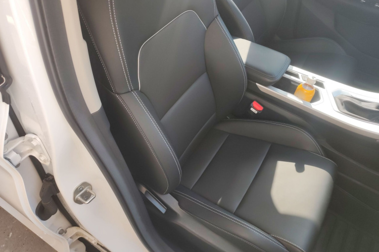 吉利汽车 缤越 2025款 1.5L CVT超能版局部细节41