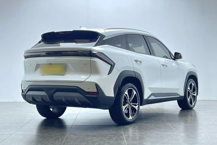 吉利银河 银河L7 2023款 1.5T 115km 星舰车身外观6005