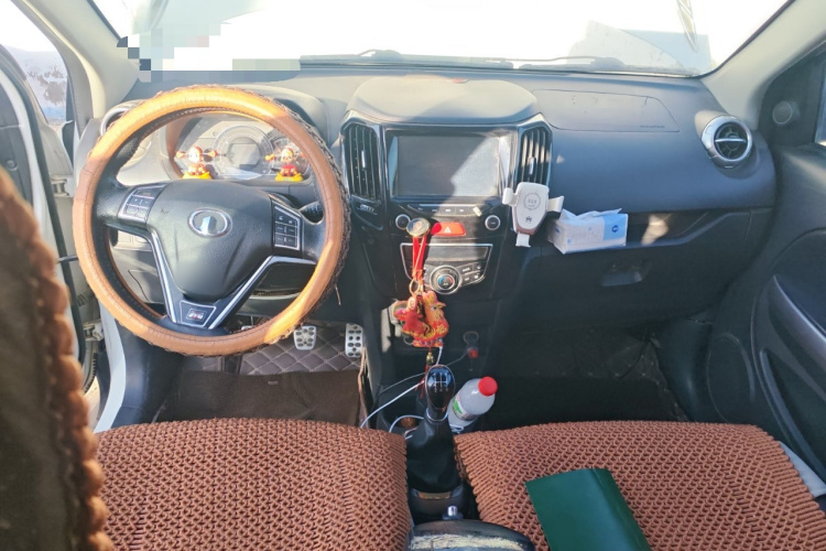 长城M4 2014款 1.5L 手动舒适型中控内饰12