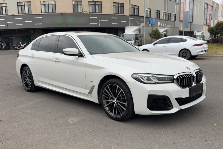 宝马5系 2023款 530Li 领先型 M运动套装车身外观6002