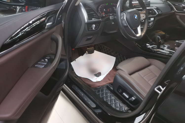宝马X3 2021款 xDrive25i 豪华套装中控内饰20