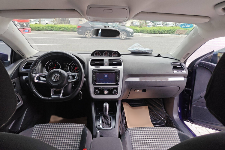 大众 尚酷 2015款 1.4TSI 风尚版中控内饰7005