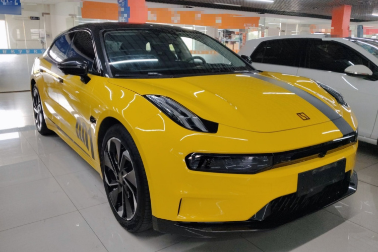 极氪001 2021款 长续航双电机 WE版车身外观3