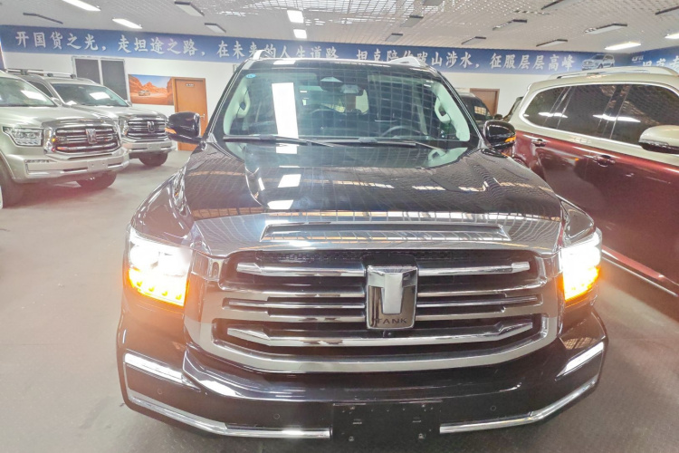 坦克500 2022款 3.0T 运动版 造境型 7座车身外观2