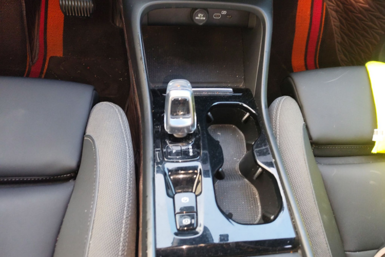 沃尔沃XC40 2023款 B3 智远豪华版局部细节18