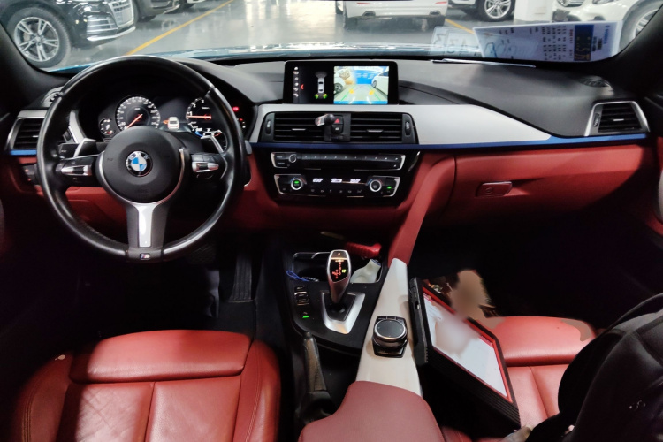 宝马4系 2017款 425i Gran Coupe 尊享型M运动套装中控内饰7002