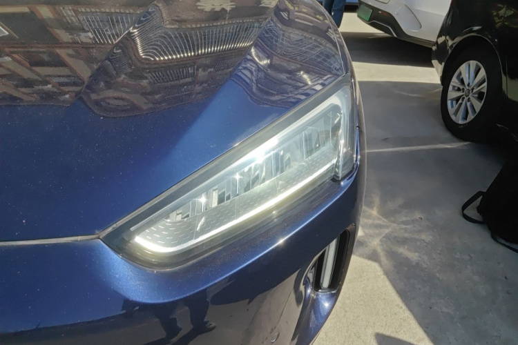 鸿蒙智行 问界M5 2022款 增程四驱旗舰版局部细节36