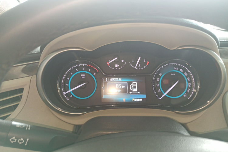 别克 君越 2013款 2.4L SIDI领先舒适型局部细节14