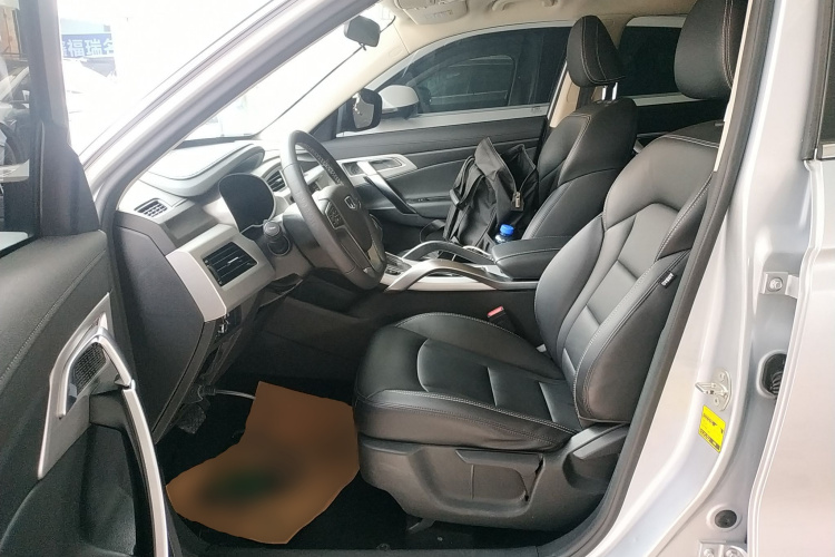 吉利汽车 博越 2016款 1.8TD 自动智联型中控内饰19