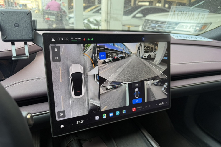 小米汽车 小米SU7 2024款 后驱长续航智驾版中控内饰7003