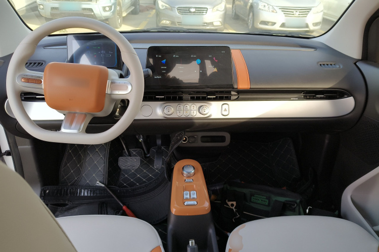 长安启源 长安Lumin 2023款 205km 香沁款中控内饰12