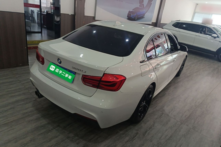 宝马3系 2019款 320Li M运动套装车身外观7