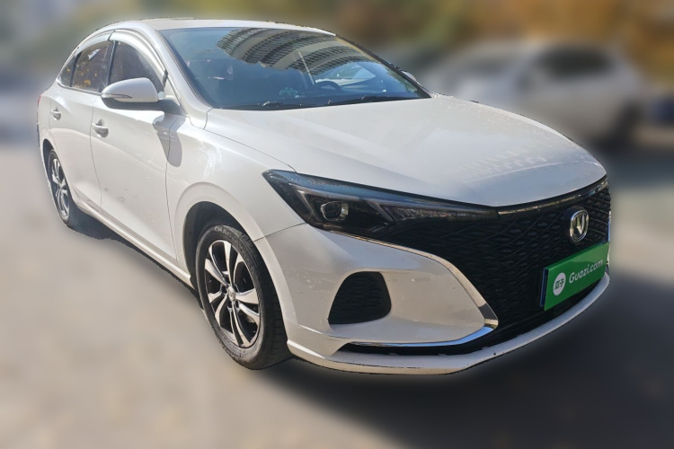 长安 逸动 2020款 PLUS 蓝鲸NE 1.4T GDI DCT尊贵型车身外观6002