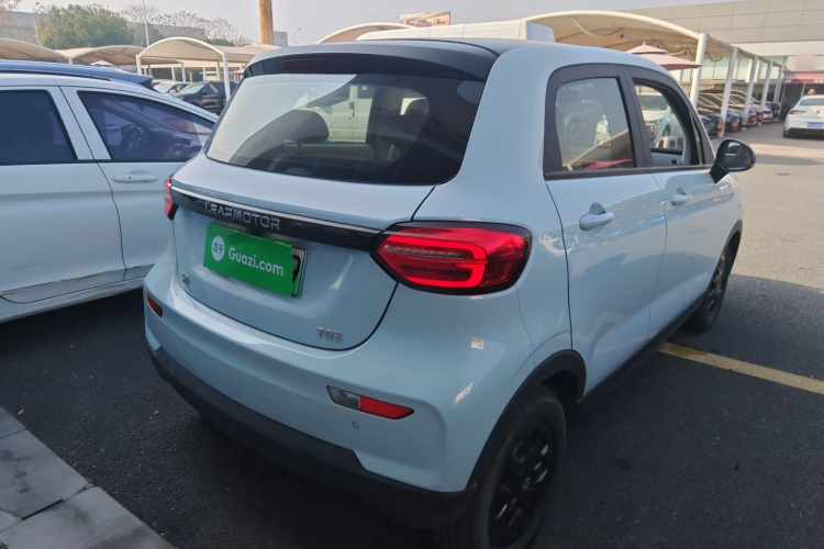 零跑汽车 零跑T03 2023款 310轻享版车身外观7