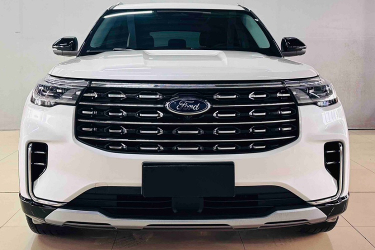 福特 探险者 2025款 2.3T EcoBoost 四驱穿越版 5座车身外观6008