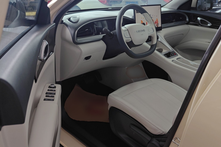 吉利银河 星愿 2025款 310km 梦想版中控内饰7003