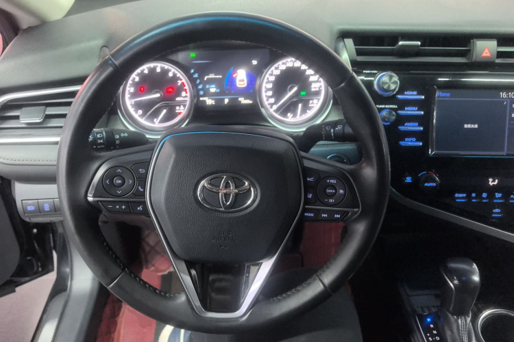 丰田 凯美瑞 2018款 2.0G 豪华版局部细节13