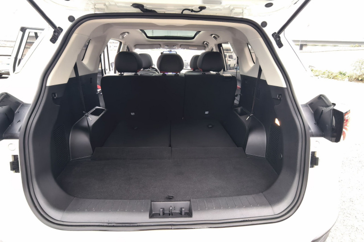 思皓X8 2021款 300T DCT领先智联版 7座中控内饰7013