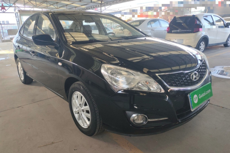 现代 悦动 2015款 1.6L 手动舒适型车身外观6002