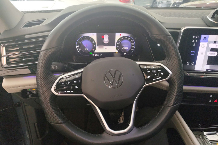 大众 途昂 2023款 530 V6 四驱尊崇旗舰版局部细节13