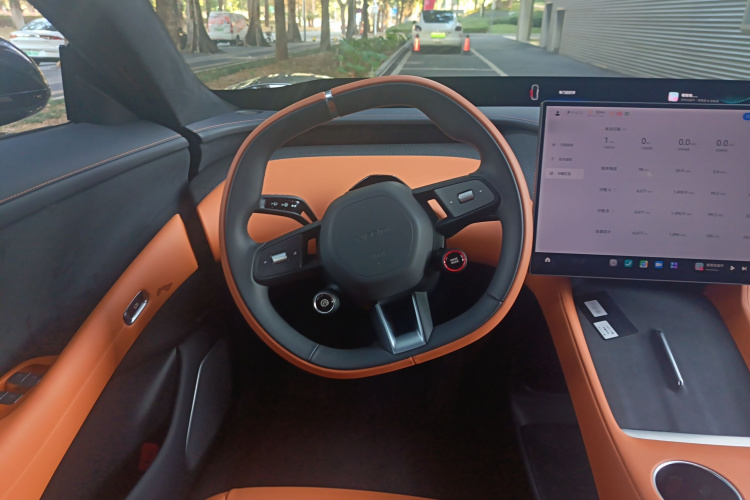 小米汽车 小米YU7 2025款 超长续航高性能四驱Max版局部细节13