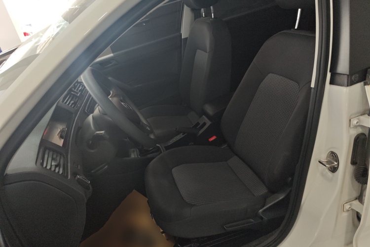 大众 桑塔纳 2019款 1.5L 自动风尚版 国VI中控内饰19