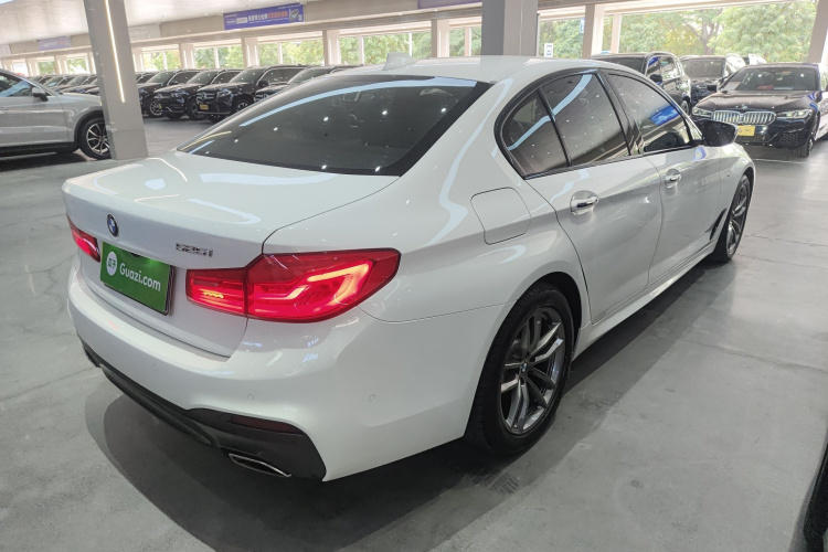 宝马5系(进口) 2018款 525i M运动套装车身外观7