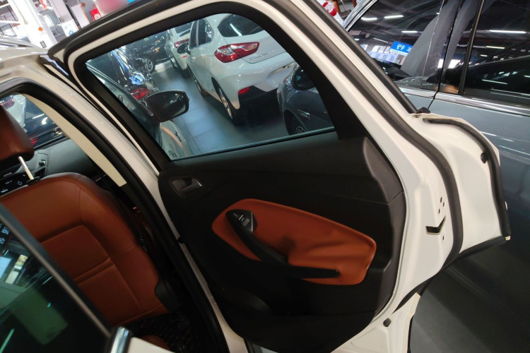 福特 翼虎 2018款 EcoBoost 180 两驱Cognac特别版中控内饰7006