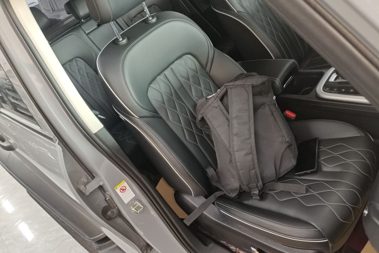 坦克300 2021款 越野版 2.0T 挑战者局部细节41