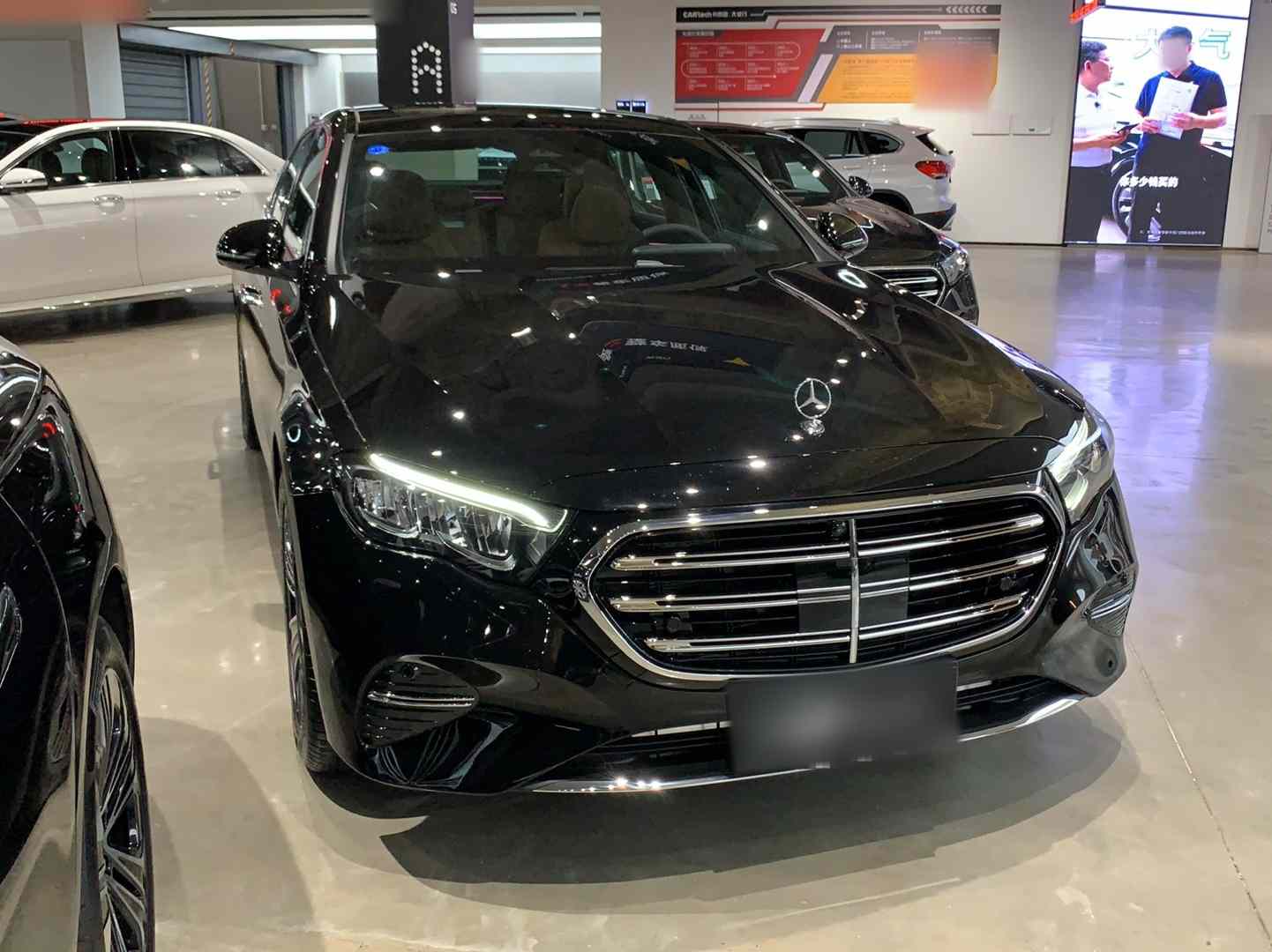 奔驰E级 2026款 E 260 L 经典版(3)