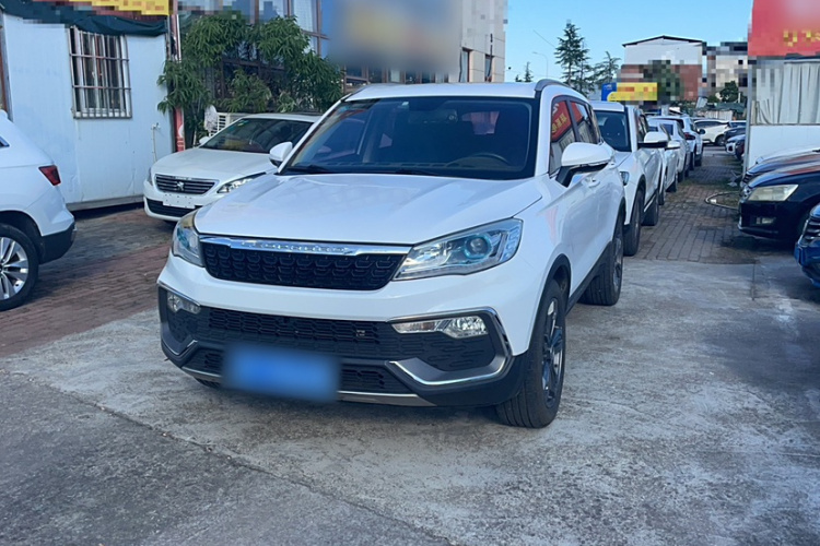 猎豹汽车 猎豹CS9 2017款 1.5L CVT舒适型车身外观1