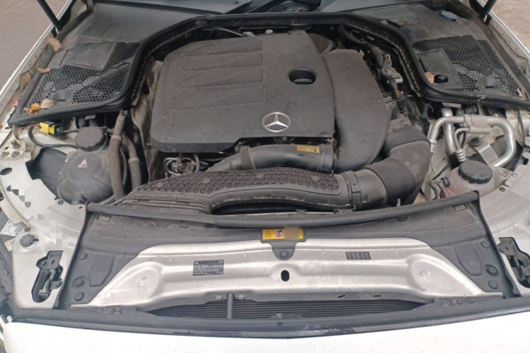 奔驰C级 2020款 改款 C 260 L 运动版局部细节24