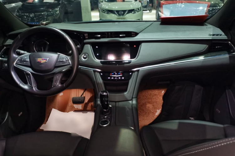 凯迪拉克XT5 2020款 改款 28T 豪华型中控内饰12