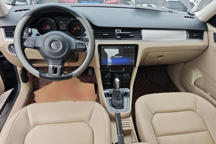大众 宝来 2015款 质惠版 1.6L 自动舒适型中控内饰12