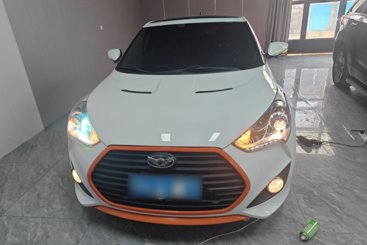 现代 Veloster飞思 2012款 1.6T 自动豪华版车身外观2