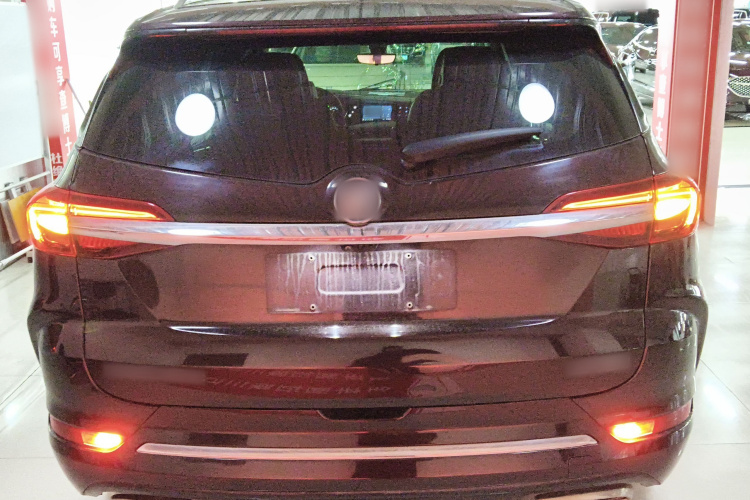 别克 昂科旗 2022款 652T 四驱Avenir艾维亚 6座车身外观6