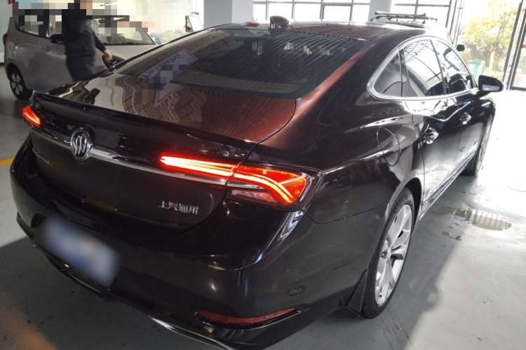 别克 君越 2022款 Avenir艾维亚 先享型车身外观6005