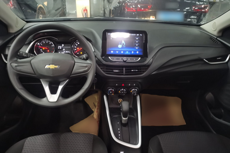 雪佛兰 科沃兹 2020款 325T 自动欣悦版中控内饰12