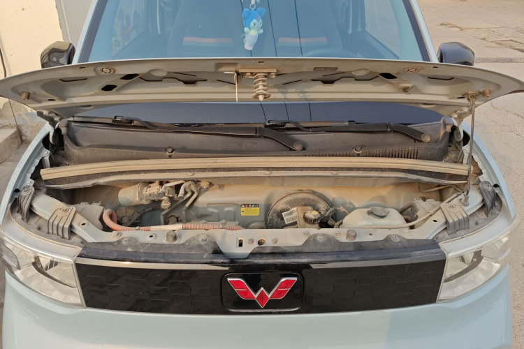 五菱汽车 宏光MINIEV 2020款 悦享款 三元锂机舱底盘24