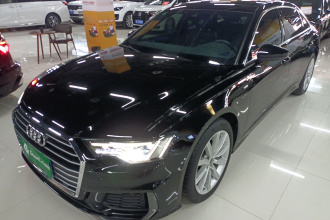 奥迪A6L 2022款 45 TFSI 臻选动感型