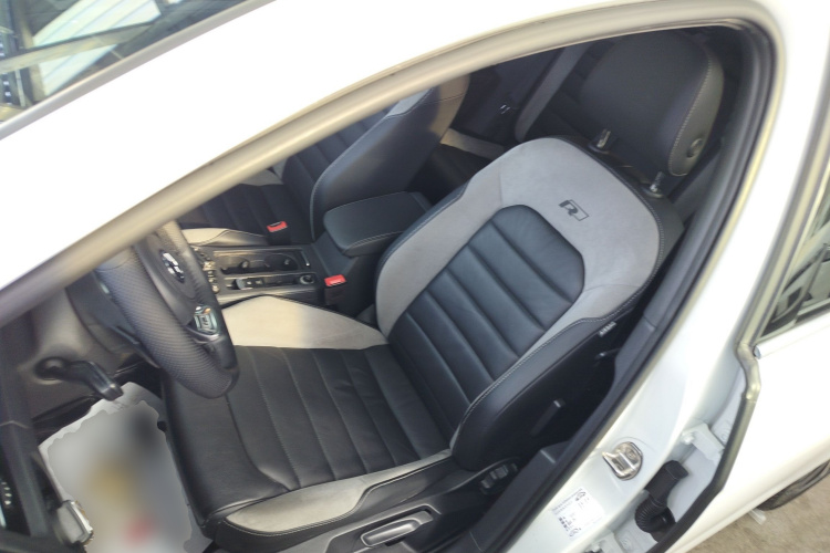 大众 高尔夫 2018款 280TSI 自动R-Line型中控内饰19