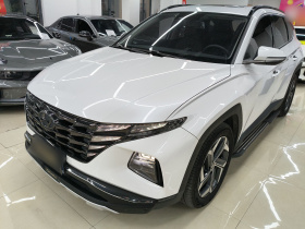 现代 2021款 途胜L 1.5T DCT LUX尊贵版