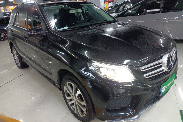 奔驰GLE 2017款 GLE 320 4MATIC 动感型车身外观6002