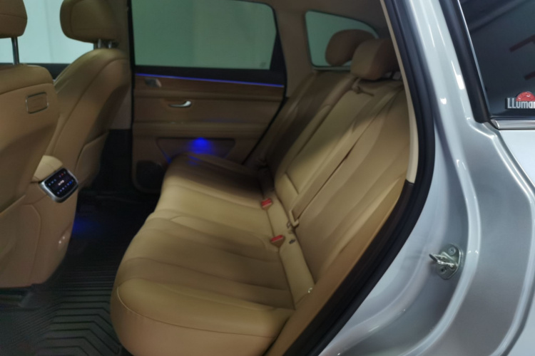 鸿蒙智行 问界M7 2024款 1.5T 智驾四驱Max版 5座中控内饰7004