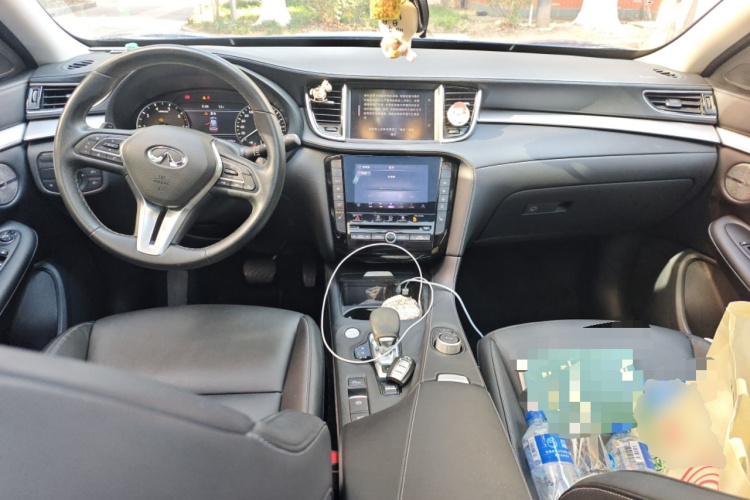 英菲尼迪QX50 2020款 2.0T 两驱时尚版中控内饰12